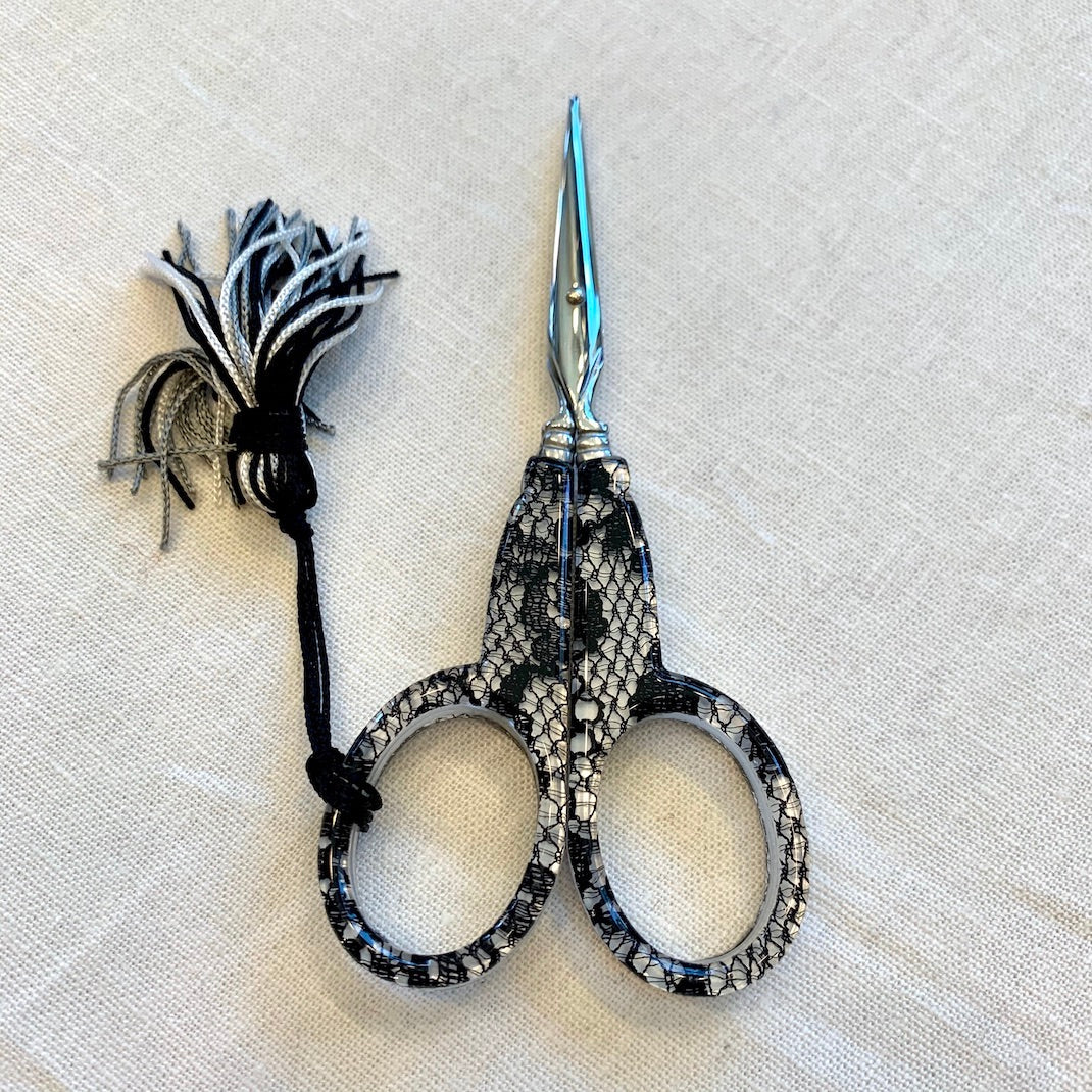 Sewing scissors 8 inches professional quality - Maison Sajou