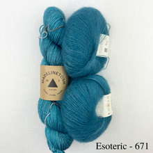 Load image into Gallery viewer, Hitchhiker Knitting Kit | Madelinetosh Pashmina & Rowan Kidsilk Haze (#412)