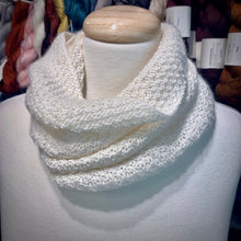 Load image into Gallery viewer, Cardiff-Ito Cowl Knitting Kit | Cardiff Small Cashmere, Ito Kinu & Knitting Pattern (#361)