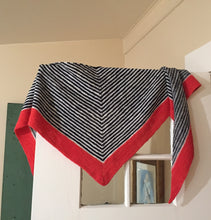 Load image into Gallery viewer, Cormo Shawlette Knitting Kit | Elemental Affects Cormo & Knitting Pattern (#341)