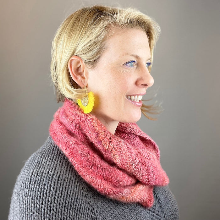 Tanglewood Diagonal Feather & Fan Cowl Knitting Kit | Tanglewood Cashmere & Knitting Pattern (#182-2)