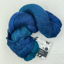 Load image into Gallery viewer, Vertical Feather & Fan Cowl Knitting Kit | Hand Maiden Camelspin & Knitting Pattern (#192F)