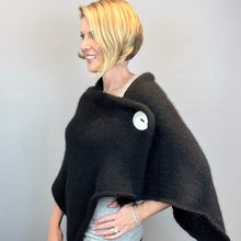 Load image into Gallery viewer, Merino Alpaca Wrap Knitting Kit | Highland Duo & Knitting Pattern (#139)