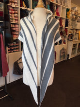 Load image into Gallery viewer, Pendulum Wrap Knitting Kit | Queensland Llama Lace