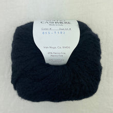Load image into Gallery viewer, Soffio Scarf Knitting Kit | Soffio Cashmere & Knitting Pattern (#388)