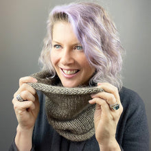 Load image into Gallery viewer, Stella & Luna Cowl Knitting Kit | Stacy Charles Stella, Luna & Knitting Pattern (#203)