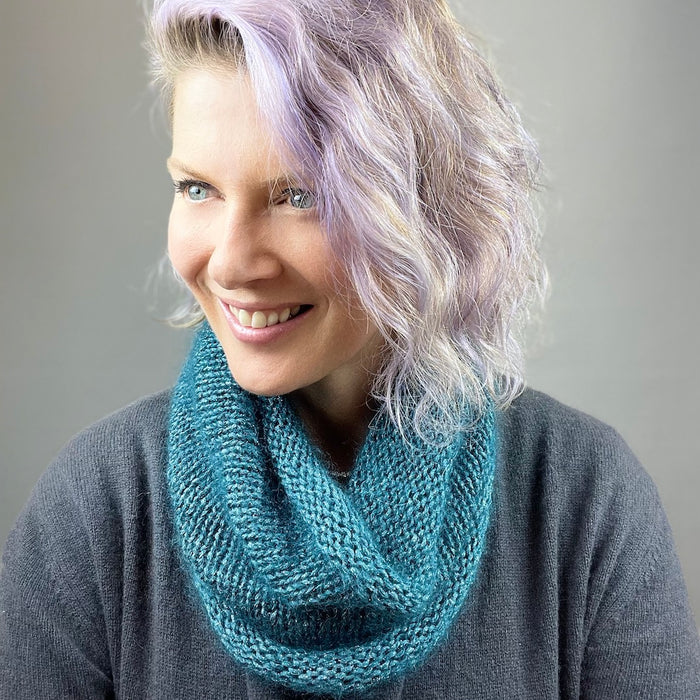 Stella & Luna Cowl Knitting Kit | Stacy Charles Stella, Luna & Knitting Pattern (#203)