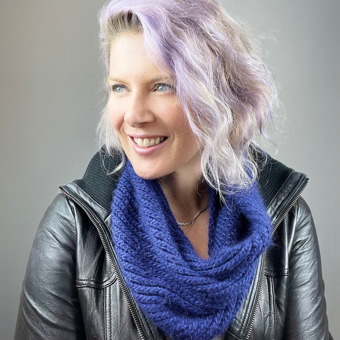 Lattice Cowl Knitting Kit | Cascade Highland/Eco Duo & Knitting Pattern (#156)