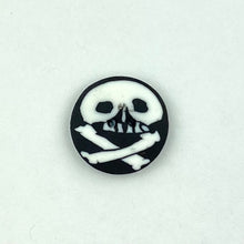 Load image into Gallery viewer, Denmark Buttons