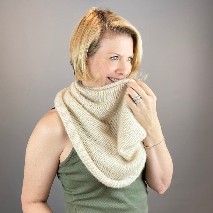 Cashmere Glitter Cowl Knitting Kit | Artyarns Cashmere Glitter & Knitting Pattern (#366)