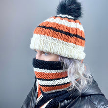 Load image into Gallery viewer, Game Day Striped Scarf Knitting Kit | Cascade 128 Superwash & Knitting Pattern (#281B)