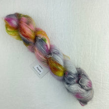 Load image into Gallery viewer, Mohair Silk Woven Scarf Kit | Hue Loco Mohair Lace & Weaving Pattern (#393)