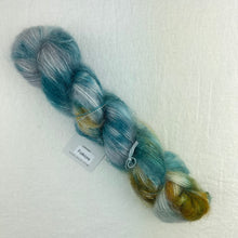 Load image into Gallery viewer, Mohair Silk Woven Scarf Kit | Hue Loco Mohair Lace & Weaving Pattern (#393)