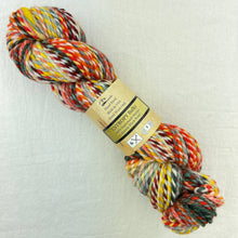 Load image into Gallery viewer, Bulky Stockinette Cowl Knitting Kit | Entropy Bulky & Knitting Pattern (#375)