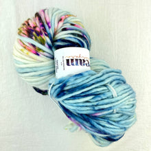 Load image into Gallery viewer, Dries Hat Knitting Kit | Dream in Color Savvy & Knitting Pattern (#194)
