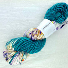 Load image into Gallery viewer, Sequoia Cowl Knitting Kit | Baah Sequoia & Knitting Pattern (#362)