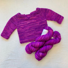 Load image into Gallery viewer, Easiest Baby Sweater Ever (Anzula version) Knitting Kit | Anzula For Better or Worsted &amp; Knitting Pattern (#320A)
