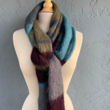Load image into Gallery viewer, Kidsilk Haze Scarf Knitting Kit | Rowan Kidsilk Haze & Knitting Pattern (#158)