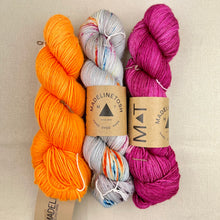 Load image into Gallery viewer, Speckled Chevron Wrap Knitting Kit | Madelinetosh Pashmina & Knitting Pattern (#348B)