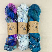 Load image into Gallery viewer, Speckled Chevron Wrap Knitting Kit | Madelinetosh Pashmina & Knitting Pattern (#348B)