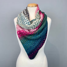 Load image into Gallery viewer, The Shift Cowl Knitting Kit | Lang Yarns Grace
