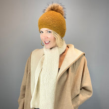 Load image into Gallery viewer, Soffio Scarf Knitting Kit | Soffio Cashmere & Knitting Pattern (#388)