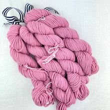 Load image into Gallery viewer, Jade Sapphire Cashmere Scarf Knitting Kit | Jade Sapphire 8 Ply Mongolian Cashmere & Knitting Pattern