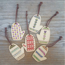 Load image into Gallery viewer, Katrinkles Stitchable Ornament Kits