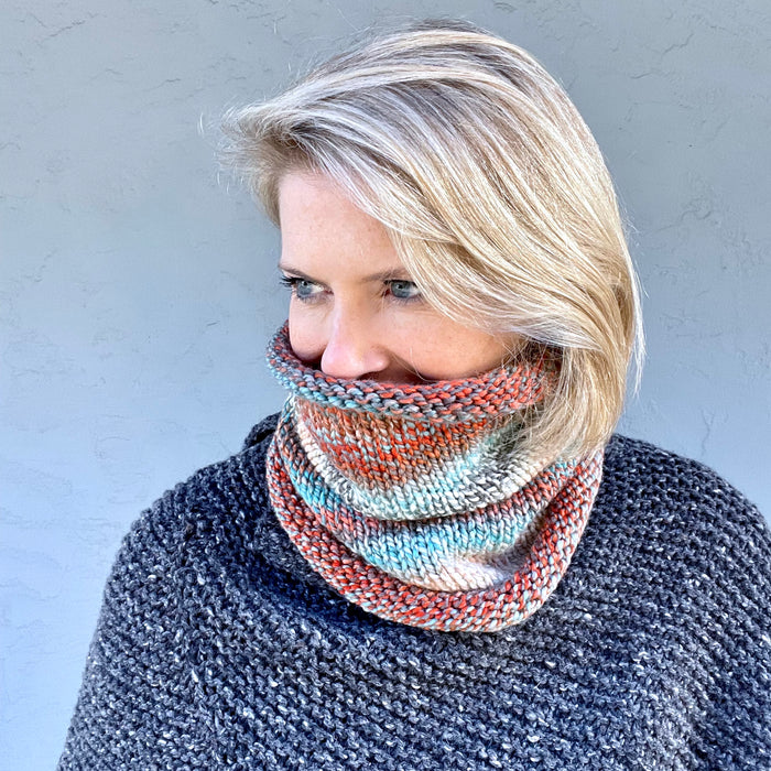 Bulky Stockinette Cowl Knitting Kit | Entropy Bulky & Knitting Pattern (#375)