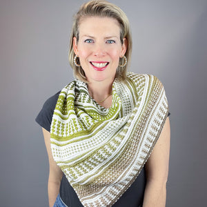 Filoli Cowl Knitting Kit | Freia Handpaints Superwash Merino Silk Sport & Karabella Aurora 6