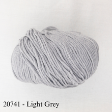 Load image into Gallery viewer, Filoli Cowl Knitting Kit | Freia Handpaints Superwash Merino Silk Sport &amp; Karabella Aurora 6
