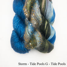 Load image into Gallery viewer, Wendy&#39;s Woven Scarf Kit | Handmaiden Camelspin, Artyarns Beaded Mohair &amp; Sequins, Artyarns Merino Cloud &amp; Weaving Pattern (#436)
