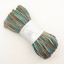 Load image into Gallery viewer, Bulky Ribbed Cowl Knitting Kit | Bulky Alpaca &amp; Knitting Pattern (#167A)
