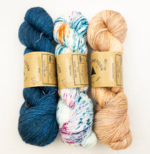 Load image into Gallery viewer, Prismatic Wrap Knitting Kit | Madelinetosh Pashmina
