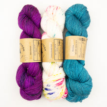 Load image into Gallery viewer, Prismatic Wrap Knitting Kit | Madelinetosh Pashmina

