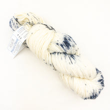 Load image into Gallery viewer, Artyarns Merino Cloud
