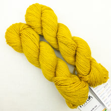 Load image into Gallery viewer, mYak Two Color Slouch Hat | mYak Baby Yak Medium &amp; Knitting Pattern (#385)
