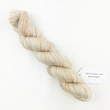 Load image into Gallery viewer, Manos del Uruguay Fino Mini Skeins
