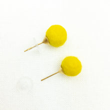 Load image into Gallery viewer, Atelier Handmade Wool Pompom Earrings
