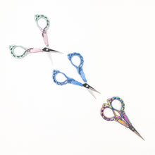 Load image into Gallery viewer, Atelier Feather Scissors
