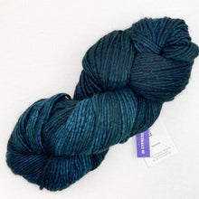 Load image into Gallery viewer, Malabrigo Ribbed Beanie Knitting Kit | Malabrigo Worsted &amp; Knitting Pattern (#420)
