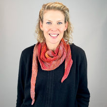 Load image into Gallery viewer, Feldmark Knitting Kit | Tanglewood Cashmere Handspun
