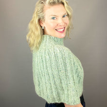 Load image into Gallery viewer, Beatrix Ribbed Capelet Knitting Pattern | Juniper Moon Beatrix &amp; Knitting Pattern (#425)
