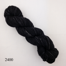 Load image into Gallery viewer, Baby and Preemie Bonnet Knitting Kit | Koigu Premium Merino &amp; Knitting Pattern (#315)

