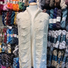 Load image into Gallery viewer, Isadora Scarf Knitting Kit | Berroco Nomad &amp; Knitting Pattern
