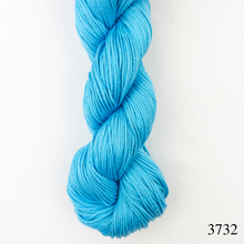 Load image into Gallery viewer, Pima Cotton Washcloths Knitting Kit | Ultra Pima Cotton &amp; Knitting Pattern (#212)
