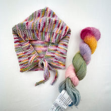 Load image into Gallery viewer, Cashmere Simple Bonnet Knitting Kit | Artyarns Cashmere Sock Yarn &amp; Knitting Pattern (#317)
