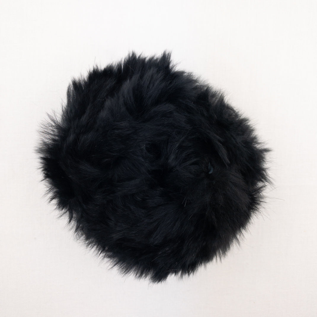 Furaz Rabbit Fur Yarn – ATELIER YARNS