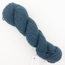 Load image into Gallery viewer, Column &amp; Ridge Hat Knitting Kit | mYak Baby Yak Medium &amp; Knitting Pattern (#306)
