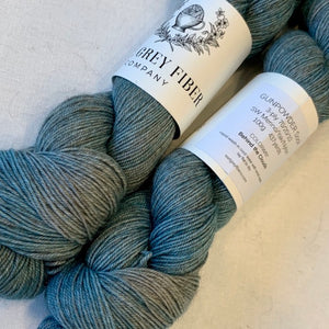 Siki Shawl Knitting Kit | Earl Grey Gunpowder Sock